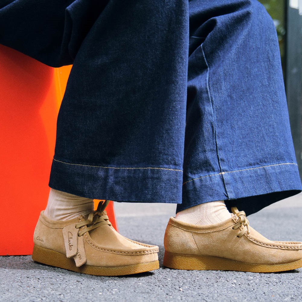 Womens Clarks Wallabee EVO LO Casual Shoe - Dark Sand | Journeys