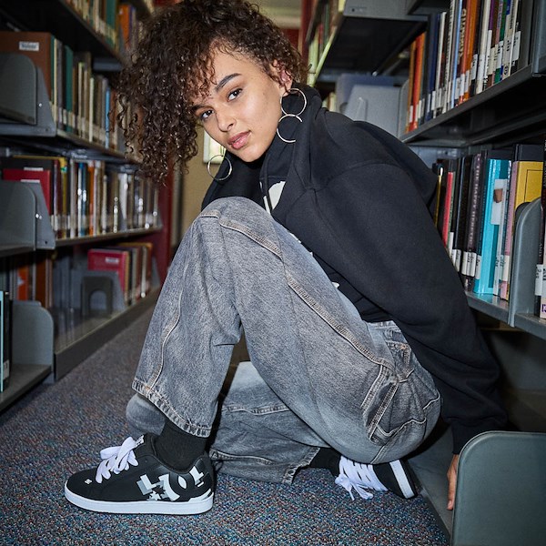 alternate view Womens DC Court Graffik 3D Skate Shoe - Black / White / GreyALT1B