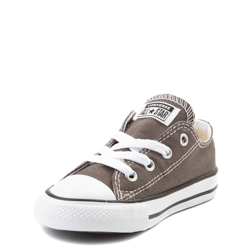 gray converse sneakers