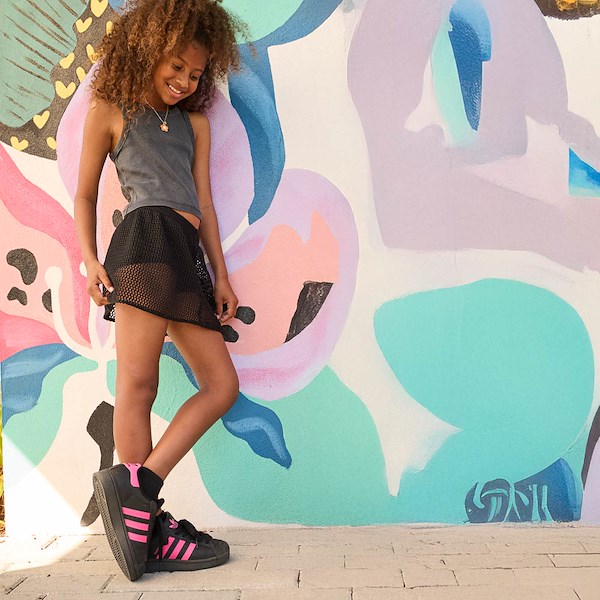alternate view adidas Superstar II Athletic Shoe - Big Kid - Black / Lucid PinkALT1B