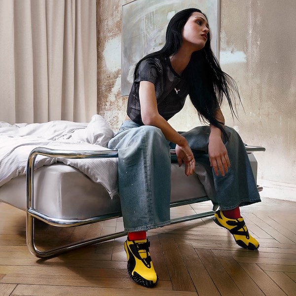alternate view Womens PUMA Mostro Athletic Shoe - Yellow / BlackALT1B