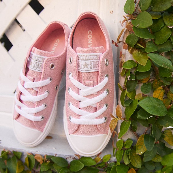 alternate view Converse Chuck Taylor All Star Low-Top Sneaker - Little Kid - Pink SparkleHERO