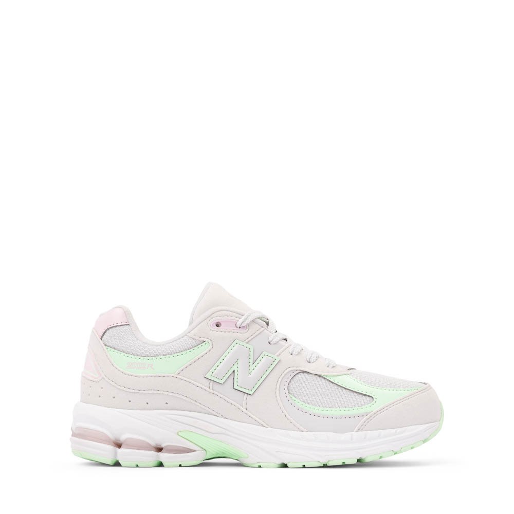 New Balance 2002 Athletic Shoe - Big Kid - Grey Matter / Lab Green