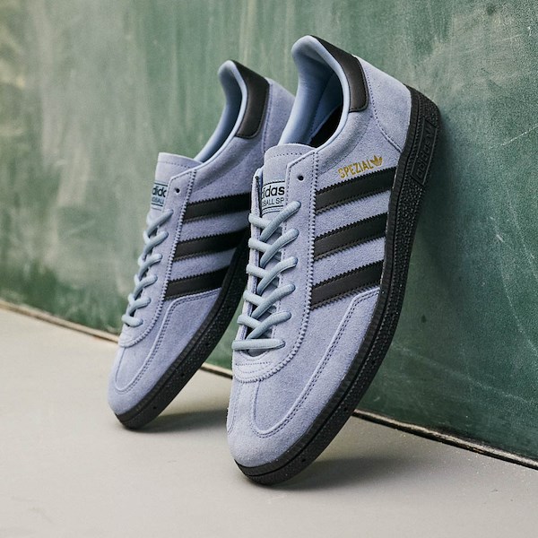 alternate view Mens adidas Handball Spezial Athletic Shoe - Tactile Blue / Core Black / Gold MetallicHERO