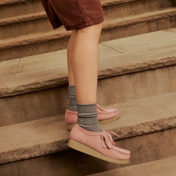 alternate view Womens Clarks Wallabee EVO LO Casual Shoe - Dusty RoseALT1C