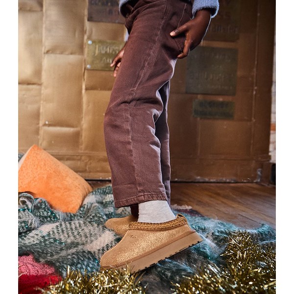 alternate view UGG® Tazz Dazzle Platform Slipper - Little Kid / Big Kid - ChestnutALT1C