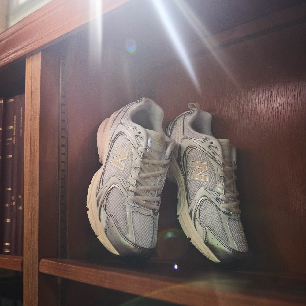 New Balance 530 Athletic Shoe - Silver Metallic / Linen | Journeys