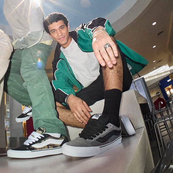 alternate view Vans Knu Skool Skate Shoe - PewterALT1B