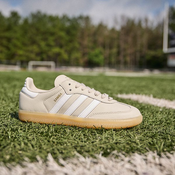 adidas Samba OG Athletic Shoe - Big Kid - Wonder Alumina / White / Gum