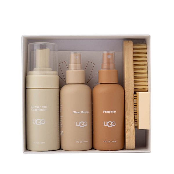 alternate view UGG® Care KitALT1