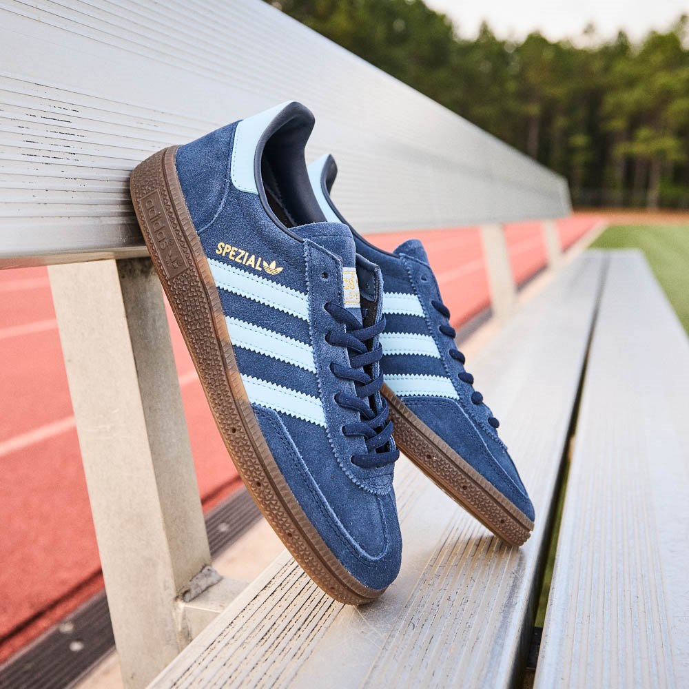 adidas Handball Spezial Athletic Shoe - Big Kid - Collegiate Navy / Clear Sky / Gum