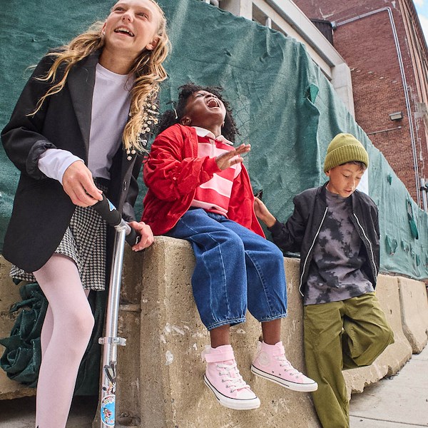 alternate view Converse Chuck Taylor All Star Sweet Dreams Easy-On High-Top Sneaker - Little Kid - Pink Frost / Vintage WhiteALT1B