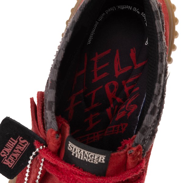 alternate view Mens Clarks x Stranger Things Torhill Hi Chukka Boot - RedALT2B