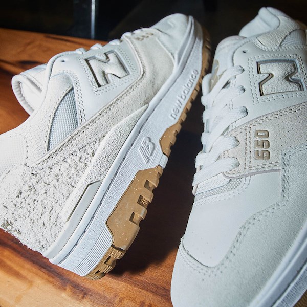 alternate view Womens New Balance 550 Athletic Shoe - Sea Salt / Linen / StonewareHERO