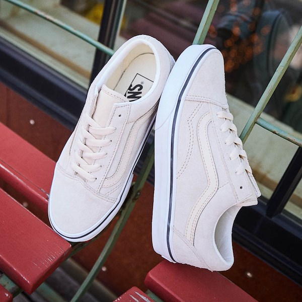 alternate view Vans Old Skool Suede Skate Shoe - Big Kid - TurtledoveHERO