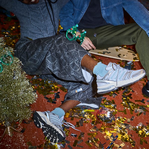 alternate view Womens Adistar Control 5 Athletic Shoe - Grey Two / Cream White / Wonder SageALT1B