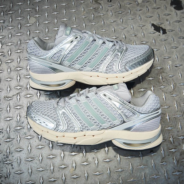 alternate view Womens Adistar Control 5 Athletic Shoe - Grey Two / Cream White / Wonder SageHERO