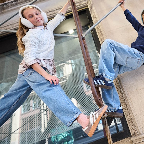 alternate view adidas Handball Spezial Athletic Shoe - Big Kid - Earth Strata / Off White / GumALT1B