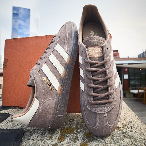alternate view Mens adidas Handball Spezial Athletic Shoe - Earth Strata / Wonder White / GumHERO