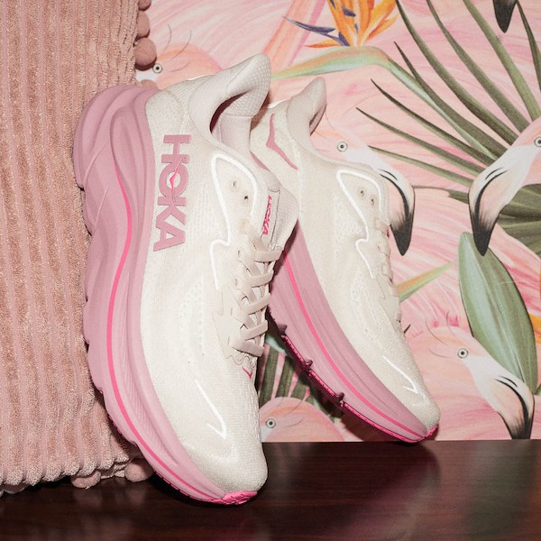 alternate view Womens HOKA Clifton 10 Athletic Shoe - Rose Cream / Dried RoseHERO