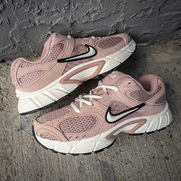 alternate view Womens Nike V5 RNR Athletic Shoe - Particle Pink / Black / Black / Pale IvoryHERO