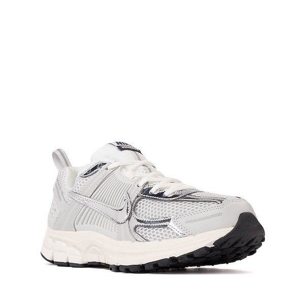 alternate view Nike Vomero 5 Athletic Shoe - Big Kid - Photon Dust / Gridiron / Sail / ChromeALT5