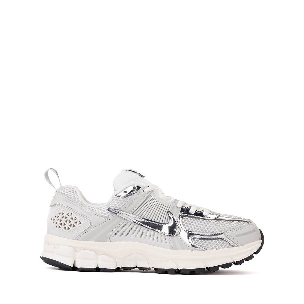 Nike Vomero 5 Athletic Shoe - Little Kid - Photon Dust / Gridiron / Sail / Chrome