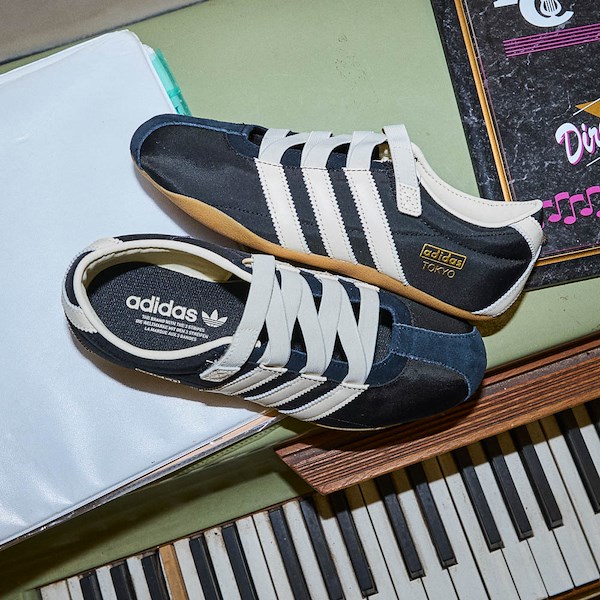 alternate view Womens adidas Tokyo MJ Shoe - Core Black / Cream White / Gold MetallicHERO