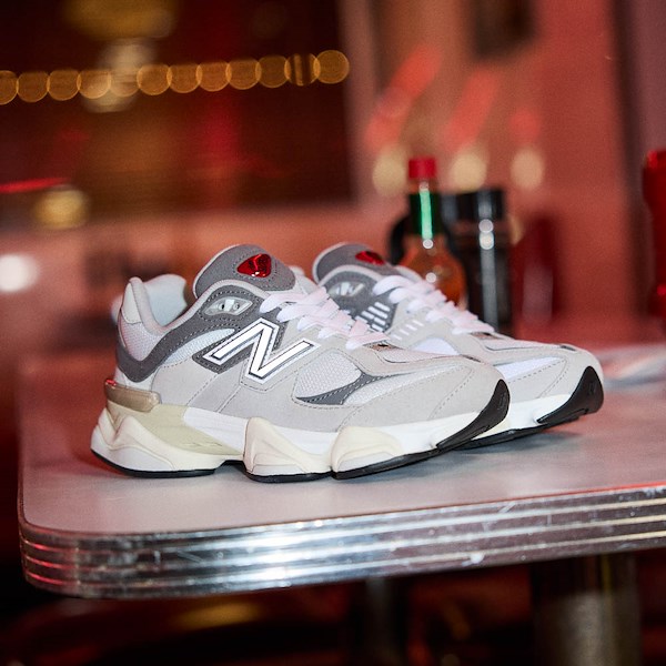 New Balance 9060 Athletic Shoe