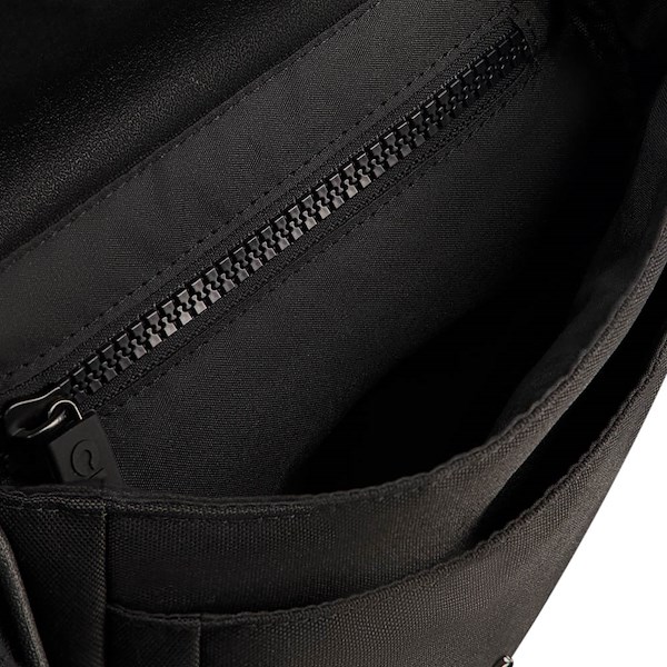 alternate view Crocs Classic Crossbody Bag - BlackALT1B