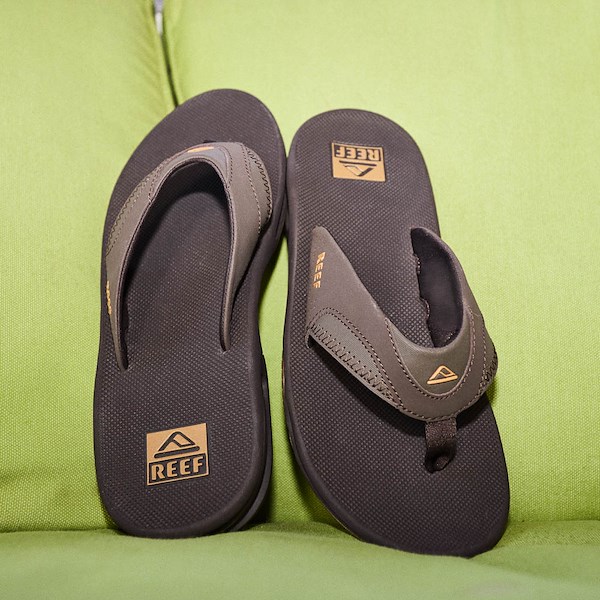 alternate view Mens Reef Fanning Sandal - Brown / GumHERO