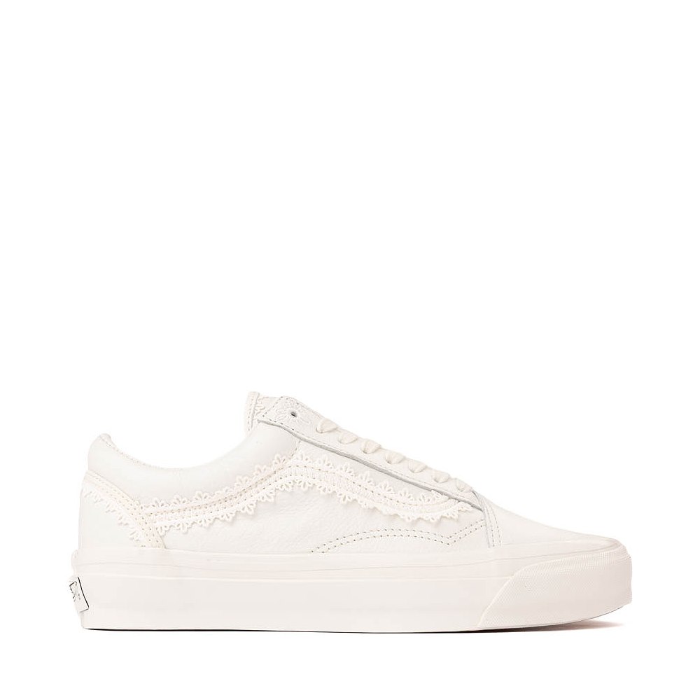 Vans Premium Old Skool Skate Shoe - Marshmallow White