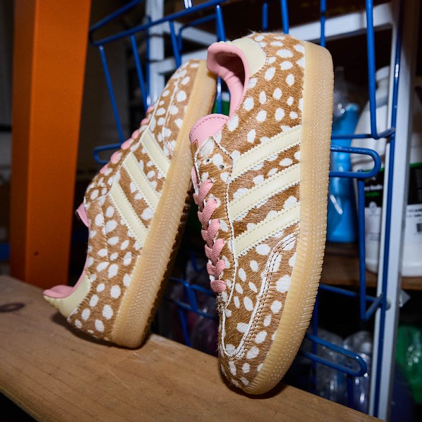 alternate view Womens adidas Samba OG Athletic Shoe - Brown Desert / Warm Vanilla / Wonder MauveHERO