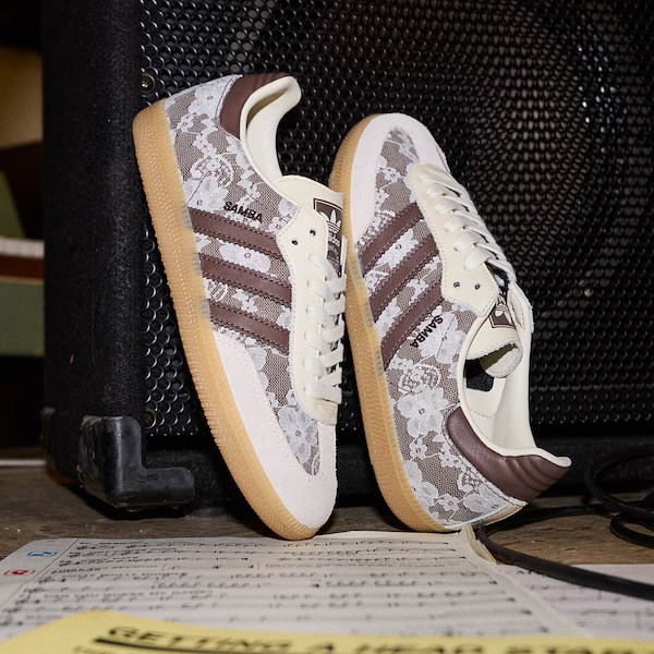 alternate view Womens adidas Samba OG Athletic Shoe - Off White / Earth Strata / Gum 4HERO
