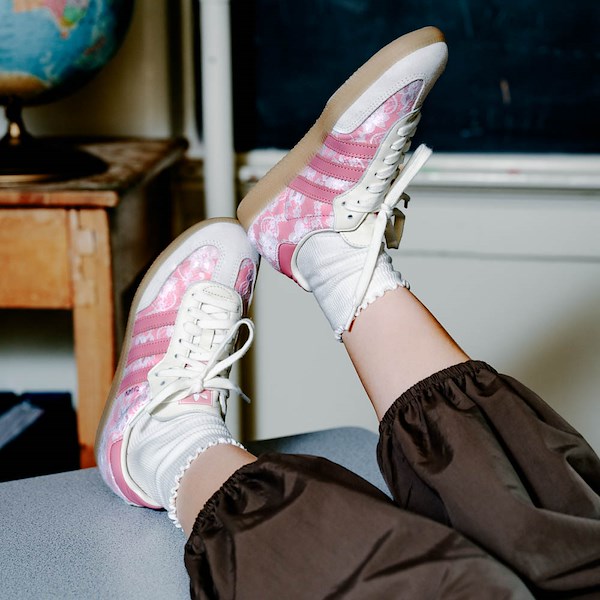 alternate view Womens adidas Samba OG Lace Athletic Shoe - Off White / Wonder Mauve / Cloud WhiteALT1C