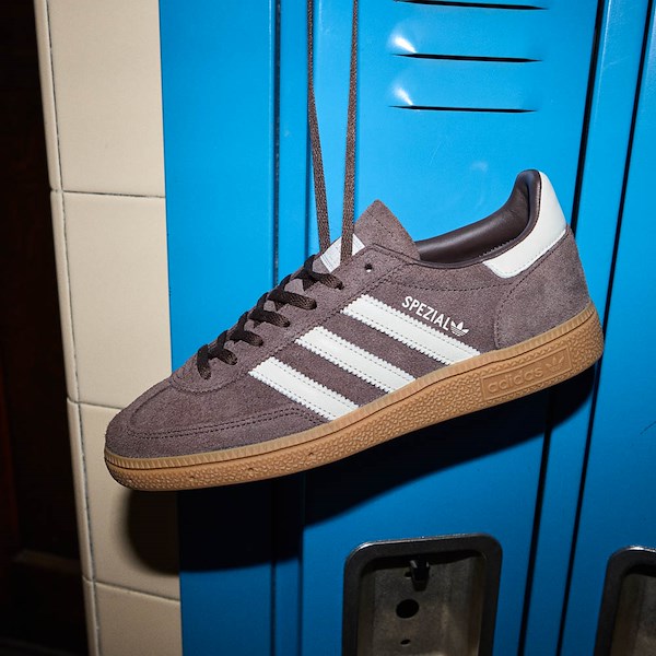 Womens adidas Handball Spezial Athletic Shoe - Brown / Off White Gum 4