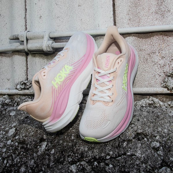 alternate view Womens HOKA Clifton 11 Athletic Shoe - Tangerine Glow / WhiteHERO