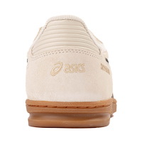 ASICS Skyhand™ OG Sneaker - Oatmeal / Black / Gum | Journeys