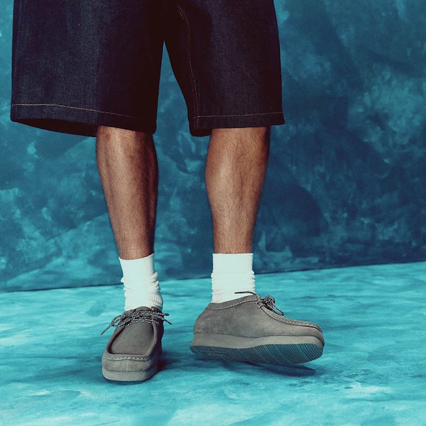 alternate view Mens Clarks Wallabee Lite Casual Shoe - GreyALT1C