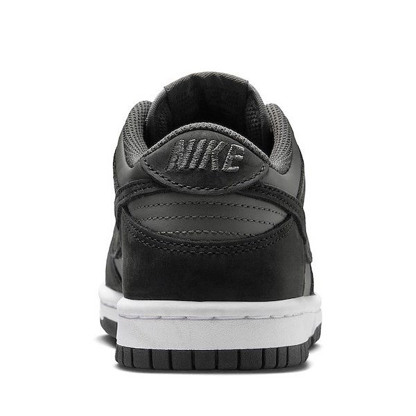alternate view Nike Dunk Low SE Athletic Shoe - Big Kid - BlackALT4