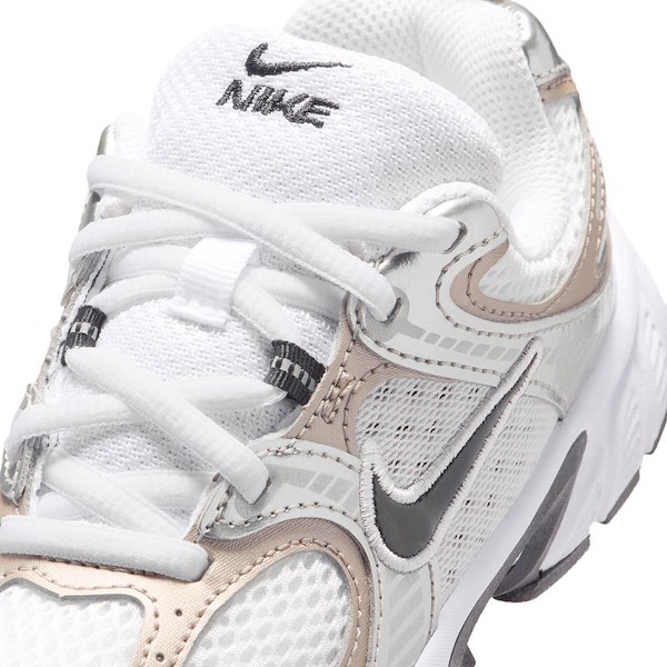 alternate view Nike V5 RNR Athletic Shoe - Little Kid - White / Black / Vast Grey / Collegiate GreyALT1B