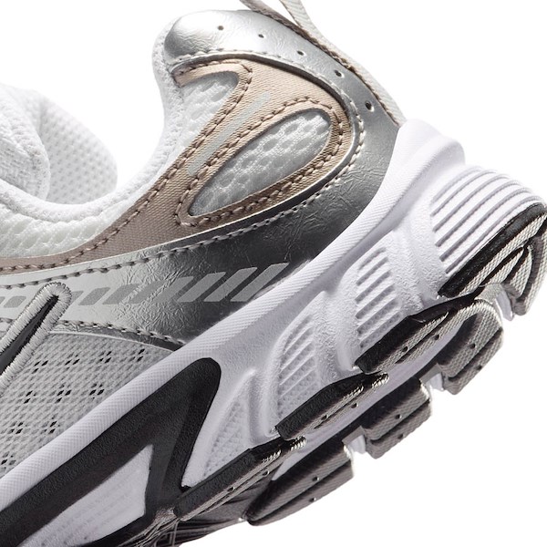 alternate view Nike V5 RNR Athletic Shoe - Little Kid - White / Black / Vast Grey / Collegiate GreyALT1C