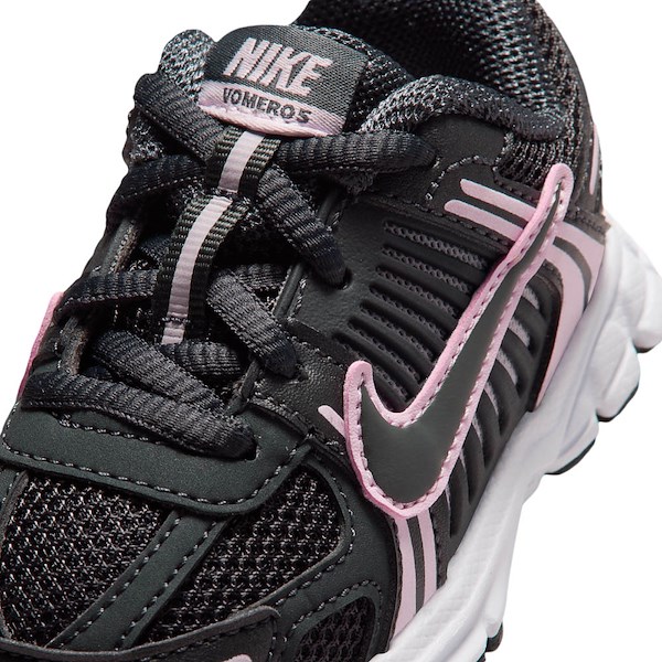 alternate view Nike Vomero 5 Athletic Shoe - Baby / Toddler - Dark GrayALT2B