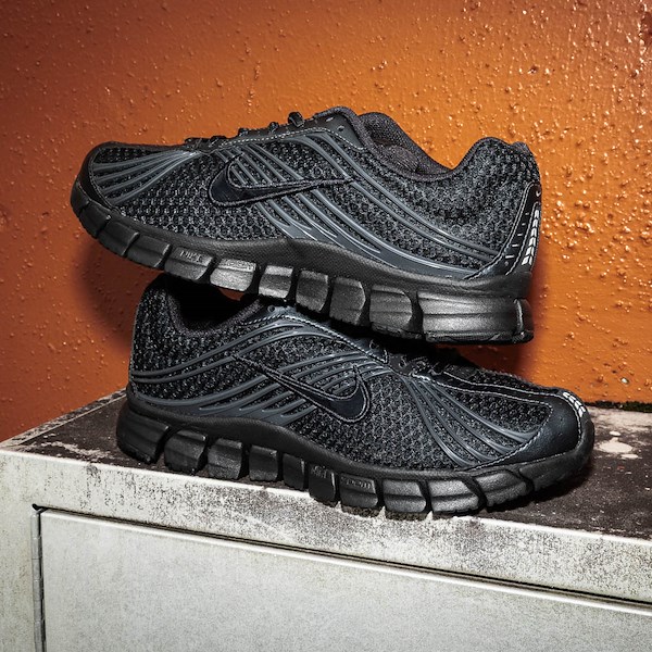 alternate view Womens Nike Zoom Skylon 11 Athletic Shoe - Black / Black / AnthraciteHERO