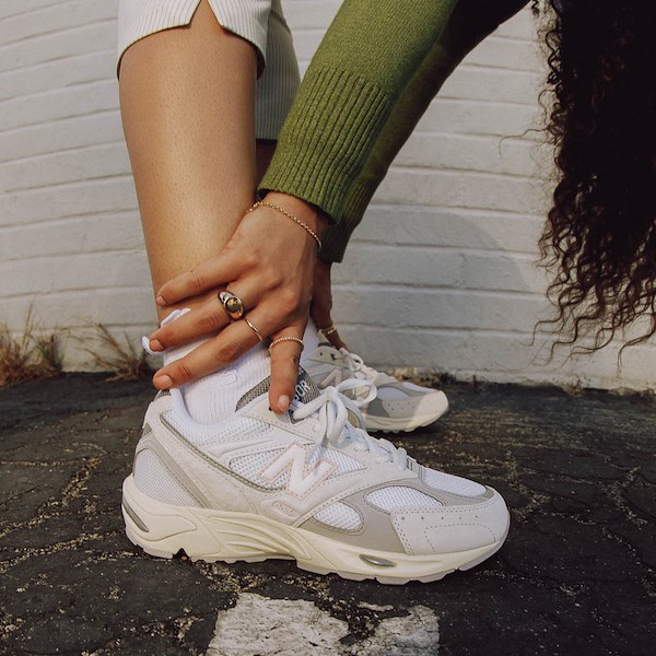 alternate view New Balance 880R Athletic Shoe - Reflection / WhiteALT1C