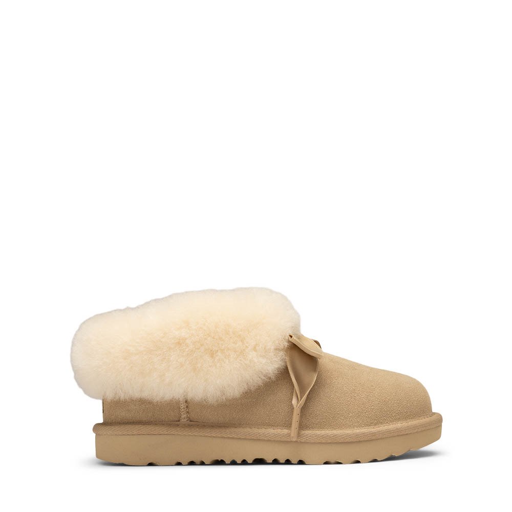 UGG&reg; Bailey Slipper - Little Kid / Big Kid - Sand