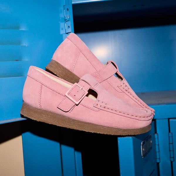alternate view Clarks Wallabee Evo T-Bar Mocassin - Little Kid - Dusty PinkHERO