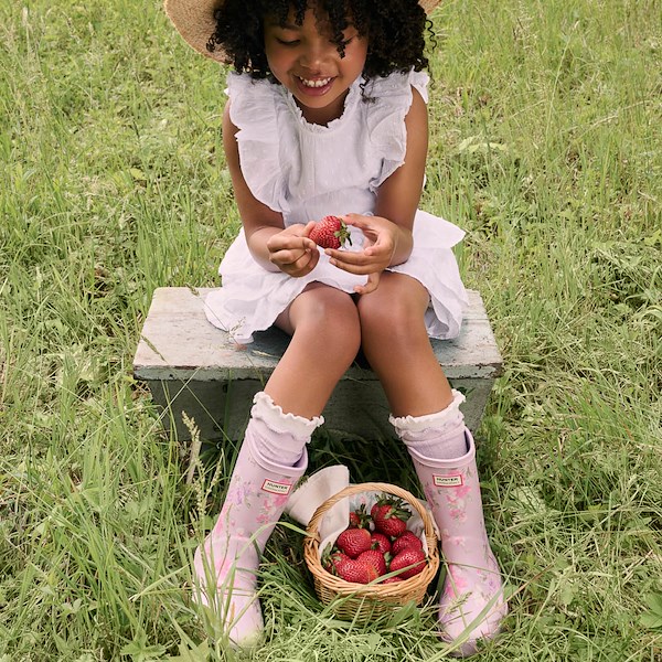 alternate view Hunter x LoveShackFancy First Classic Rain Boot - Toddler / Little Kid - Blooming HeirloomALT1B