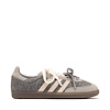 Grey Three/Off White/Gum 5