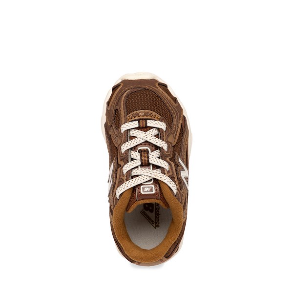 alternate view New Balance 740 Athletic Shoe - Baby / Toddler - Chocolate / CreamALT2